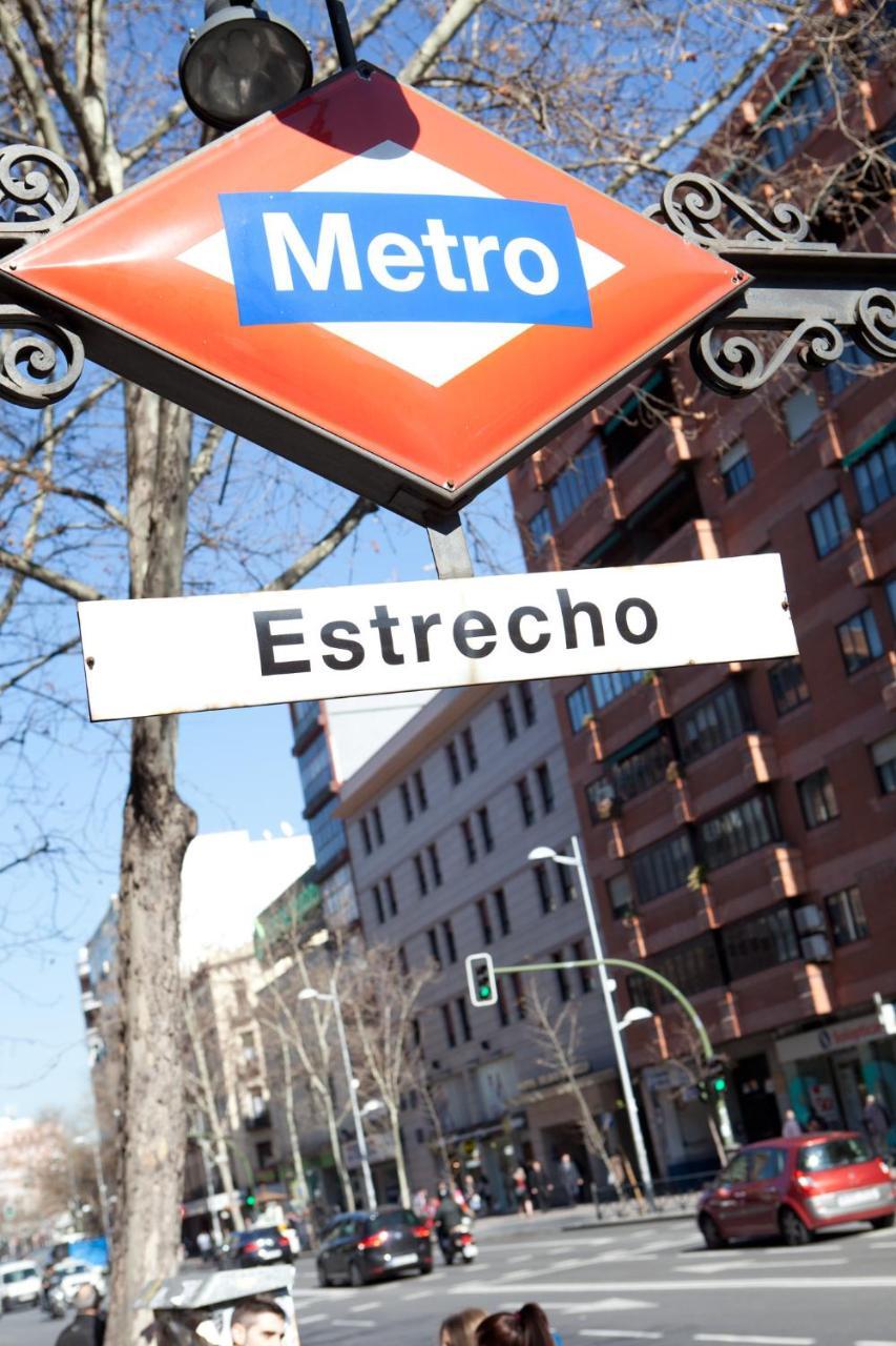 4C Bravo Murillo Madrid Exteriör bild